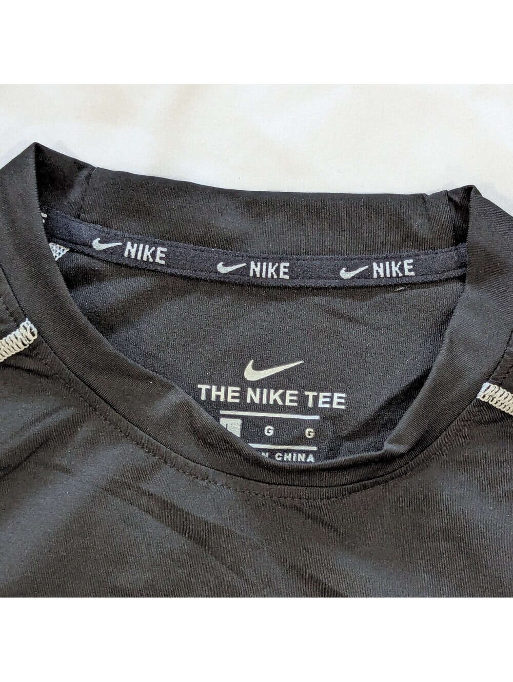 Nike Pro Women's Compression Shirt Black White Swoosh L NWOT Athletic Tagless - Picture 4 of 6